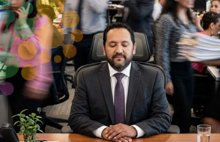 Líder aplicando la Neurotransformación para la toma de decisiones bajo presión.